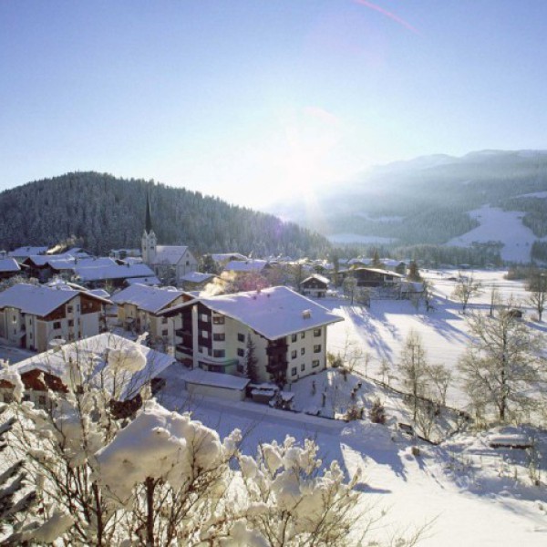 scheffau dorpje winter