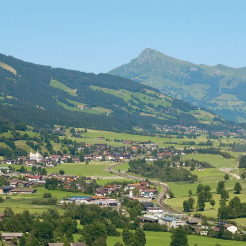 Lucht foto van Brixen im Thale zomer